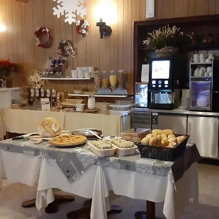Europa Hotel 2*